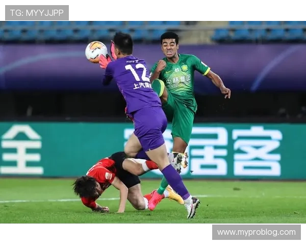 北京国安防守体系波动,近期表现受限,稳定输出能力面临考验 北京国安防守体系波动,近期表现受限,稳定输出能力面临考验