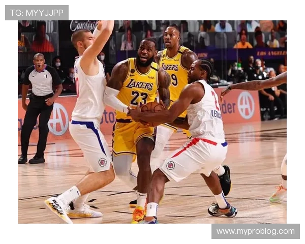 德斯蒙德·班恩三分高效命中率拉开空间提升球队进攻效率